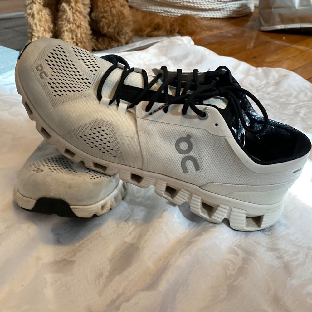 On cloud cloud X men’s 11.5 white